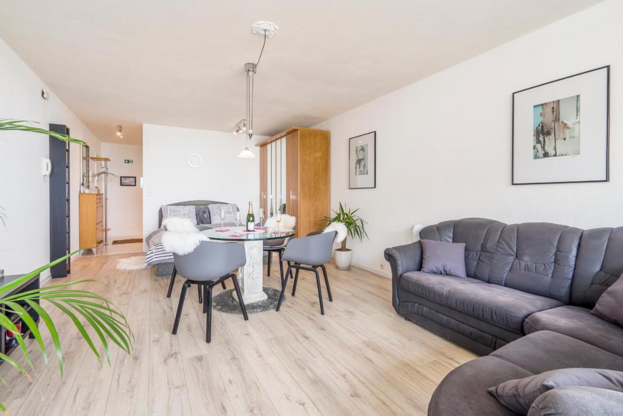 Luxueuze Vakantiestudio Met Zeezicht En Terras In Oostende Exterior foto