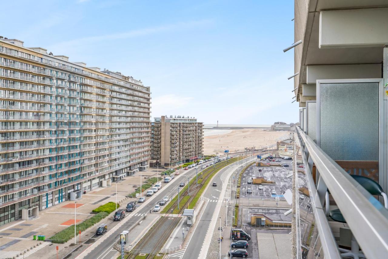 Luxueuze Vakantiestudio Met Zeezicht En Terras In Oostende Exterior foto