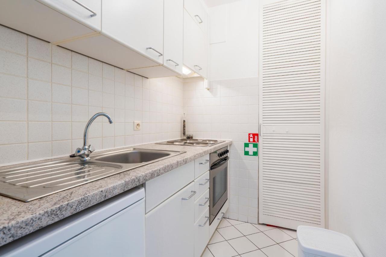 Luxueuze Vakantiestudio Met Zeezicht En Terras In Oostende Exterior foto